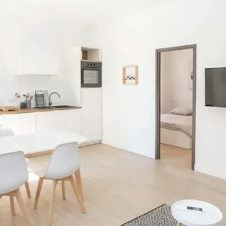 Amazing Large 1-bedroom * Cannes